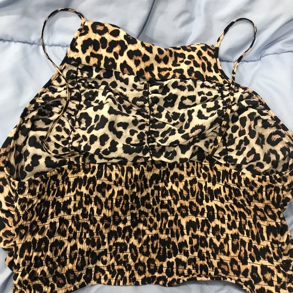 sold🚫 leopard print halter tank - Picture 2 of 4